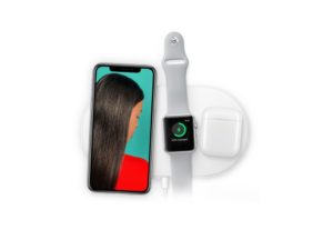 Read more about the article iPhone X on AirPower Mat free PSD